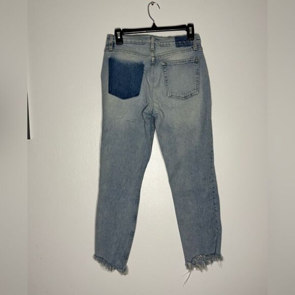 Socialite distressed button fly jeans. Size 28 - Picture 2 of 4